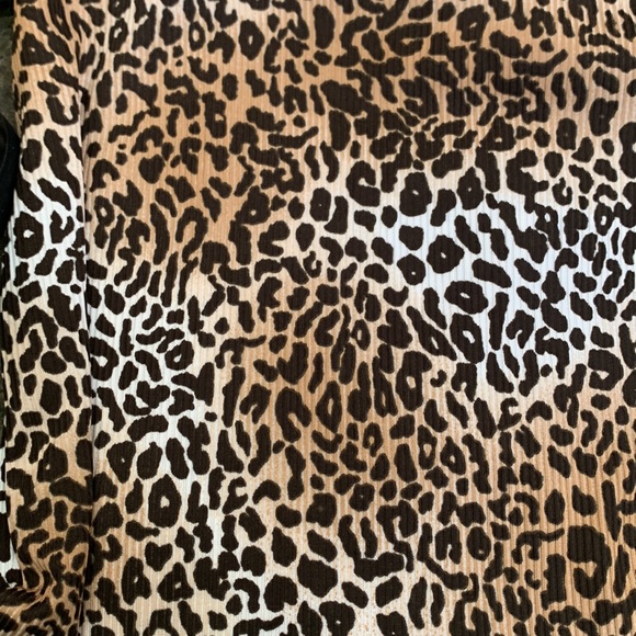 90’s Leopard Print stretchy T-Shirt - Picture 3 of 7